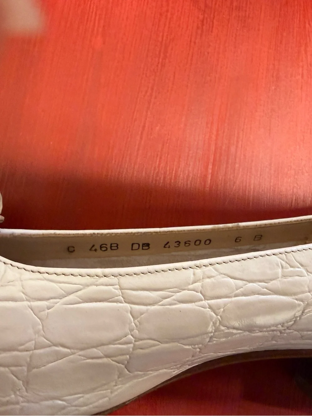 Salvatore Ferragamo White Leather Vara Bow Flats with Gold Accent